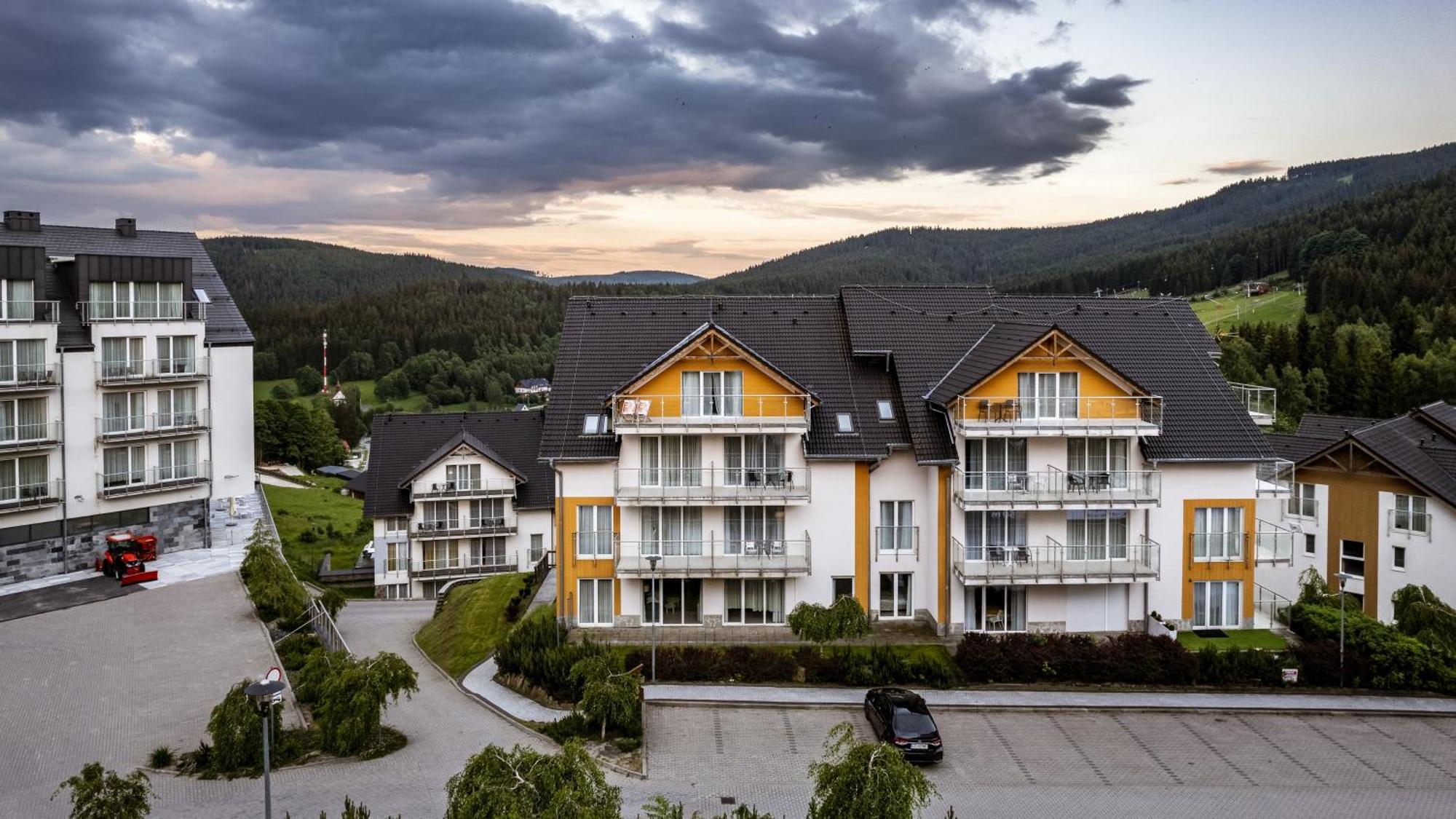 Stubai - Czarna Gora By Sun & Snow Z Nielimitowanym Basenem Apartment