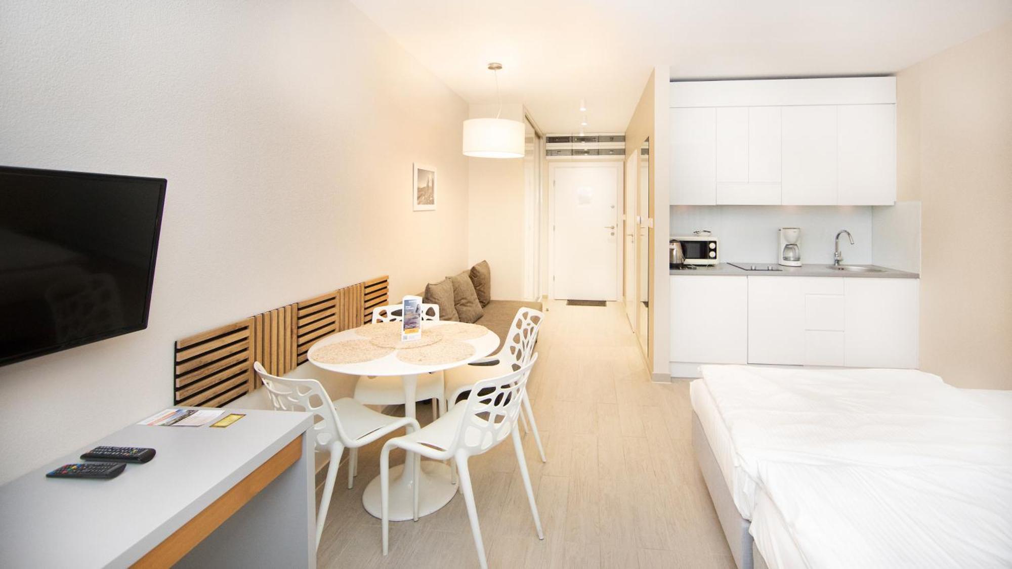 Apartment Stubai - Czarna Gora By Sun & Snow Z Nielimitowanym Basenem Sienna (Klodzko)